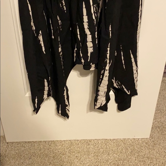 Super cute midi length printed dress - Picture 3 of 3